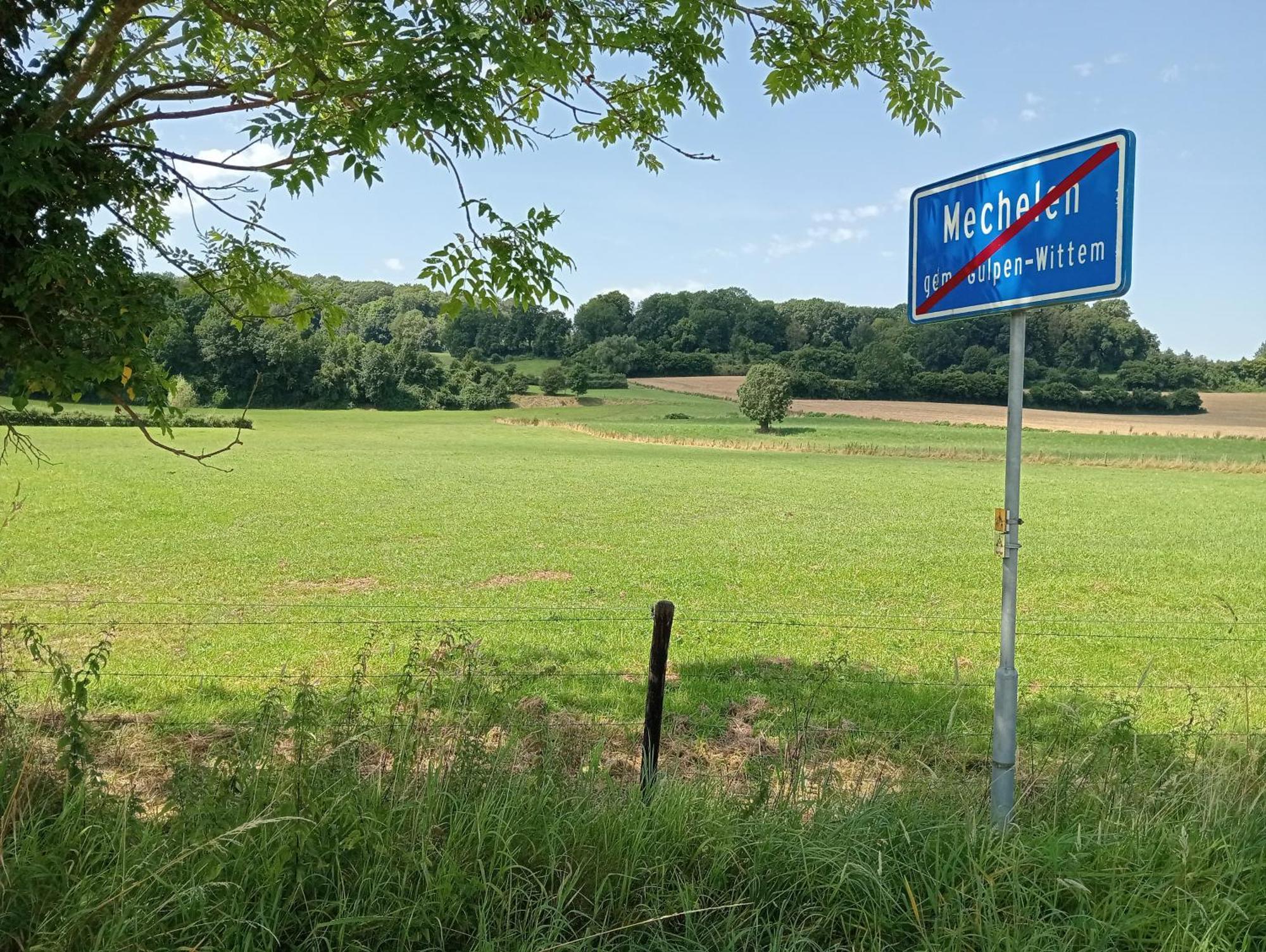 Bnb Het Geluk Van Limburg Mechelen Ngoại thất bức ảnh