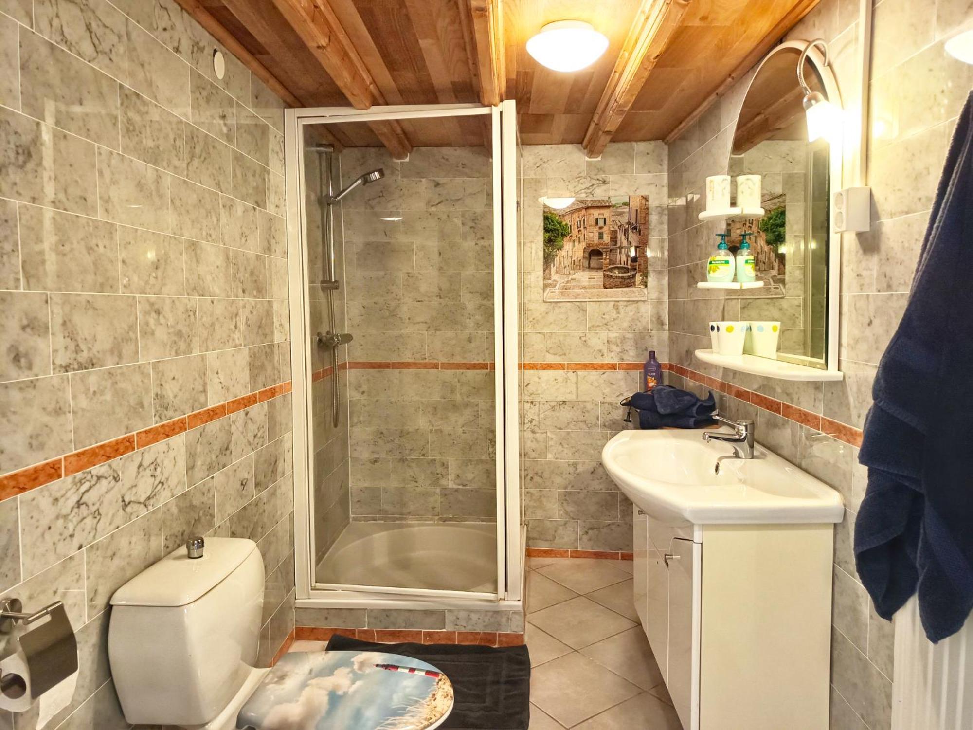 Bnb Het Geluk Van Limburg Mechelen Phòng bức ảnh